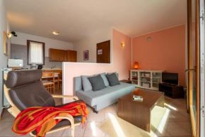 Willow Apartment with Lakeview by Wonderful Italy